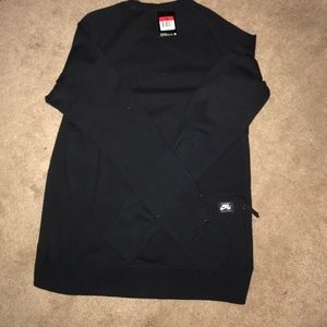 Nike SB long sleeve sweater
